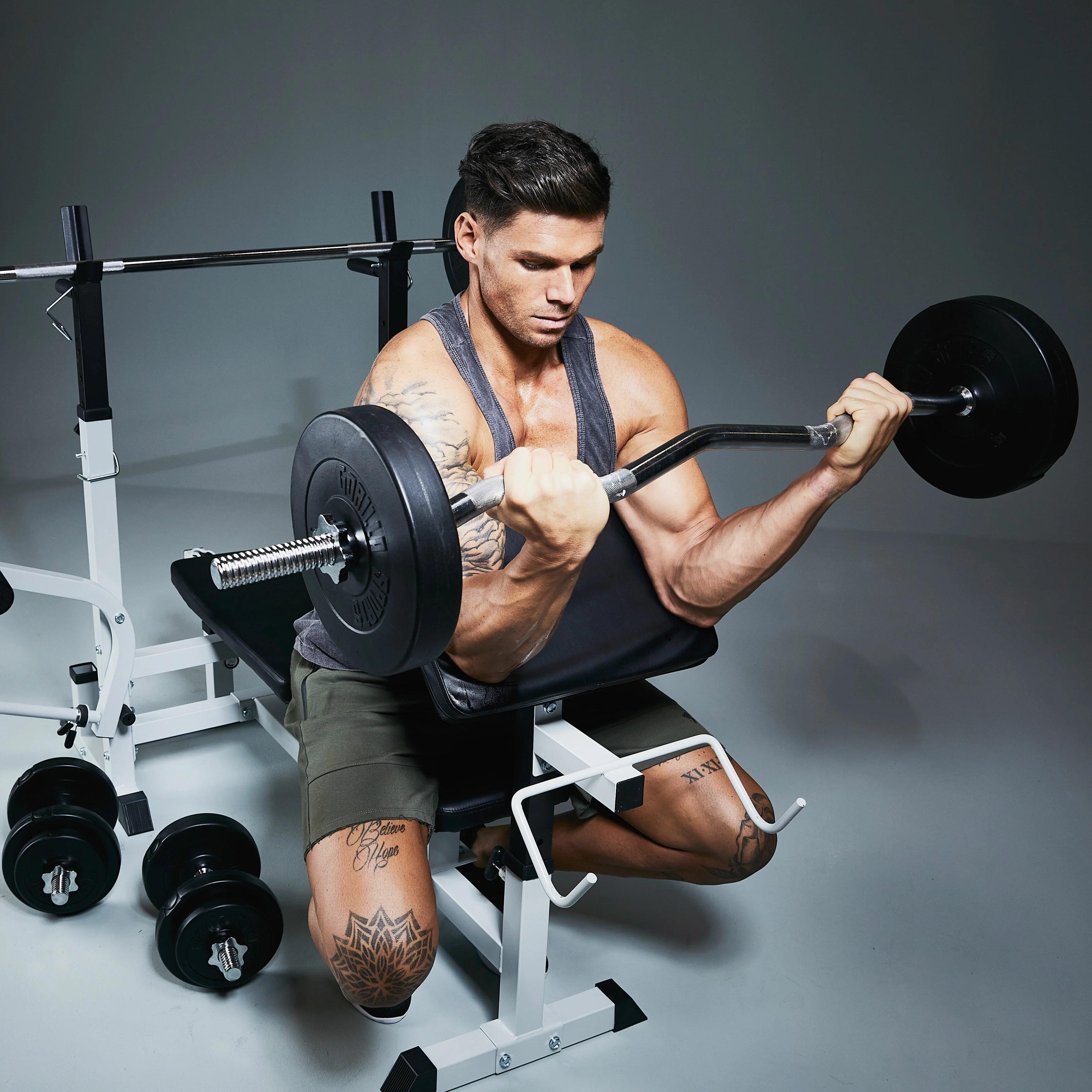 Vinyylinen levytankosarja 100 kg suoralla ja EZ-tangolla - Image 11